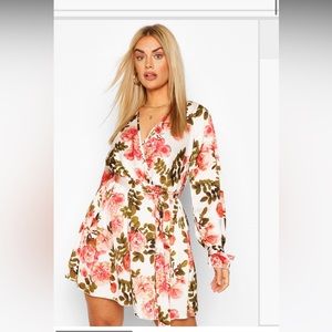 Plus floral wrap tie waist skater dress *worn once*